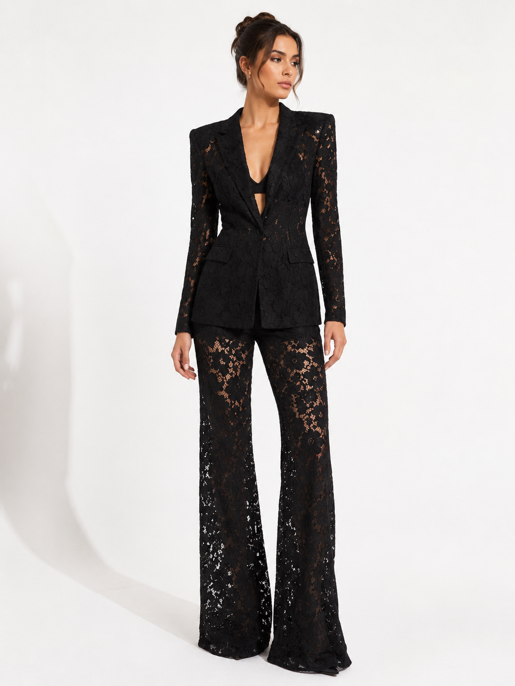 L’Ensemble Dentelle – Blazer und Hose mit weitem Bein aus Spitze