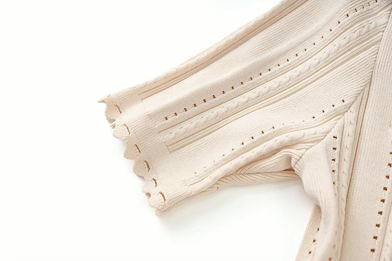 La Robe Élégance – Hollow Knit Falten-Midikleid